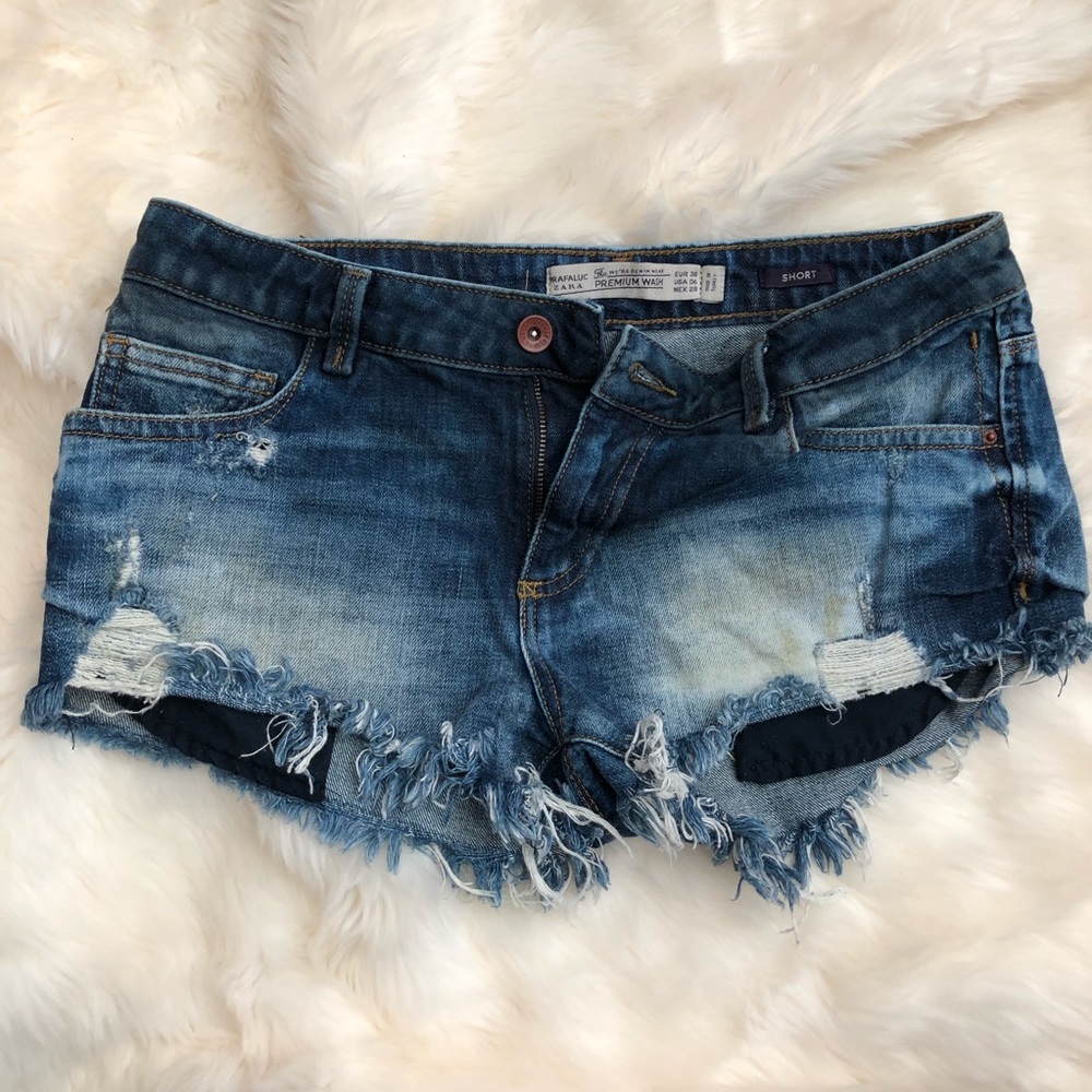 Zara distressed jean shorts